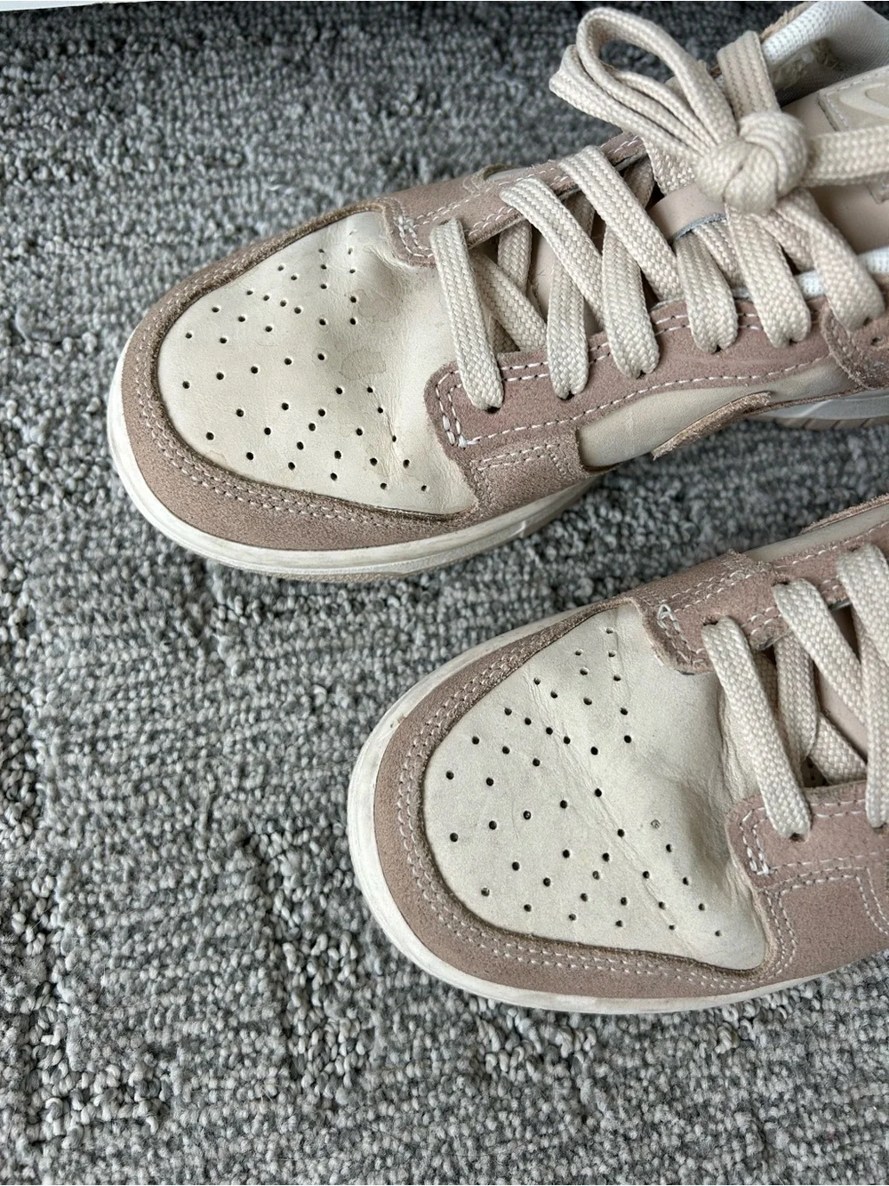 Nike Womens’ Dunk Low in Sanddrift